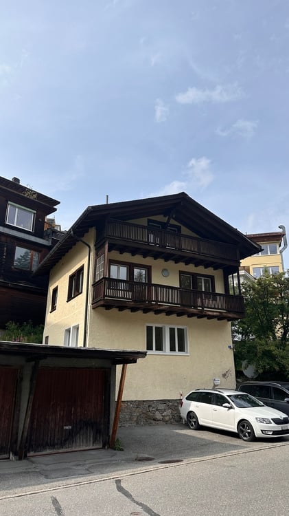 4.5 Zimmer-Einfamilienhaus 1