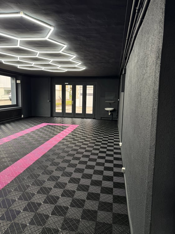 atelier dépôt magasin vente 8