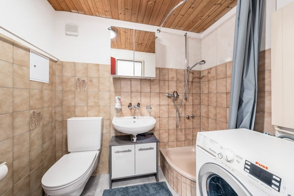 Charmante 3-Zimmer-Wohnung in der Altstadt von Burgdorf 5