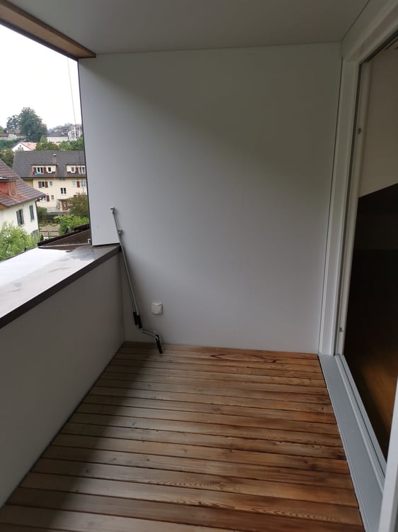 Charmante 1.5-Zimmer-Dachwohnung mit Balkon in Burgdorf 6