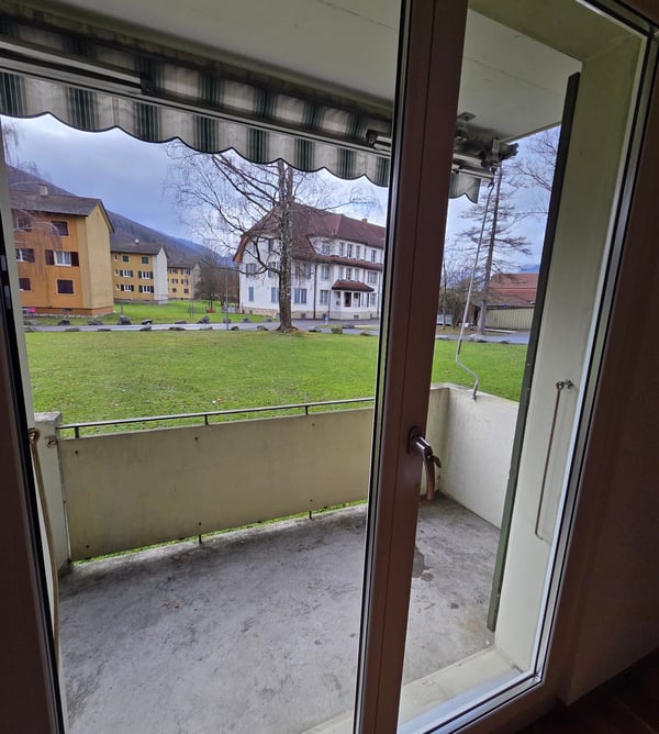 Einfache 1-Zimmer-Wohnung mit Balkon in Balsthal 6