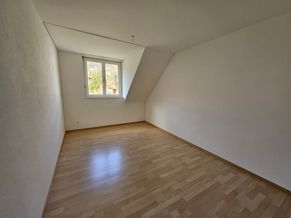 Charmante 4-Zimmer-Dachwohnung in ruhiger Lage von Laupersdorf 8