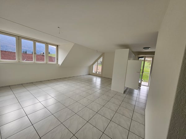Charmante 4-Zimmer-Dachwohnung in ruhiger Lage von Laupersdorf 3