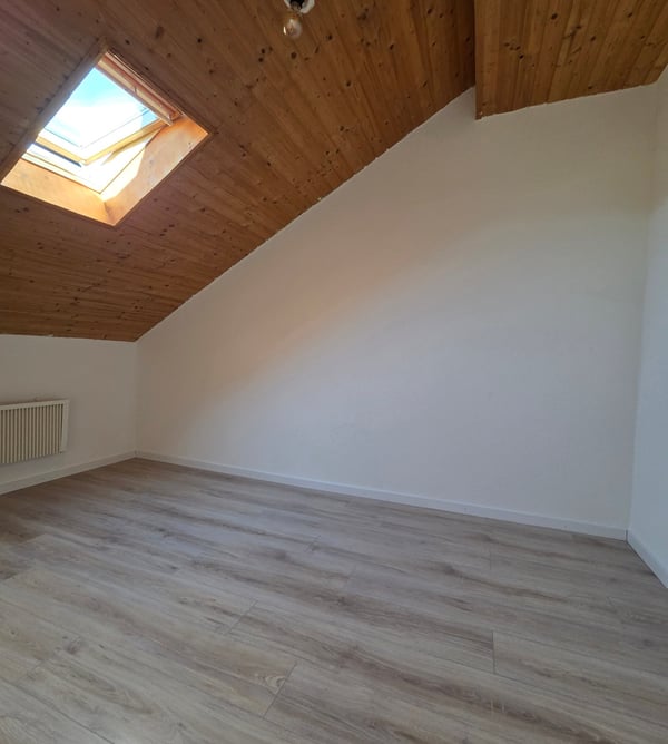 Charmante 3.5-Zimmer-Dachwohnung mit Terrasse in Oftringen 11
