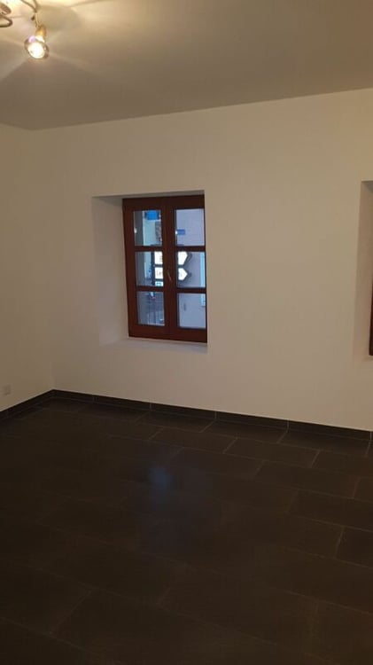 Immeuble de rendement entièrement loué 5