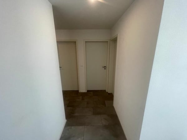 Appartement rénové de 3.5 pièces au 3e étage avec jardin commun 6