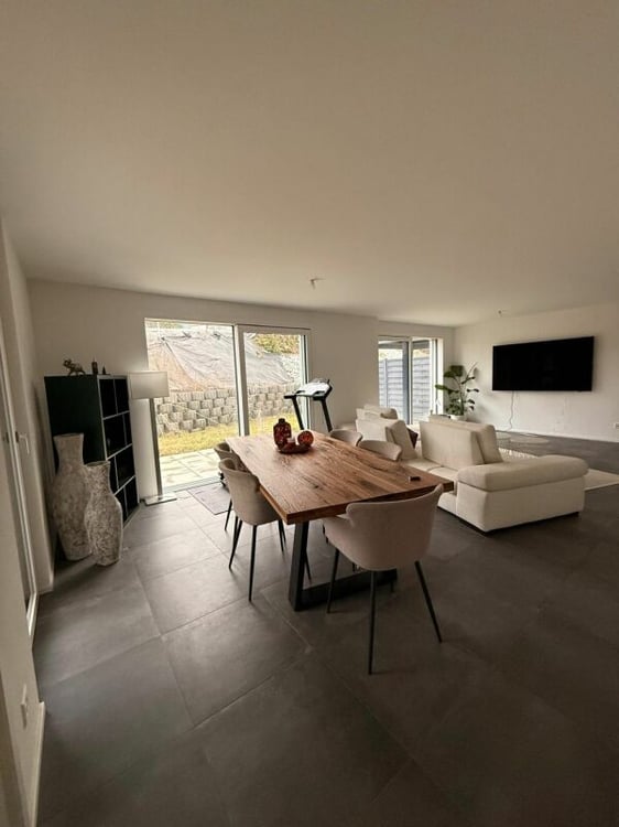 Superbe villa jumelée de 5.5 pièces à louer 2