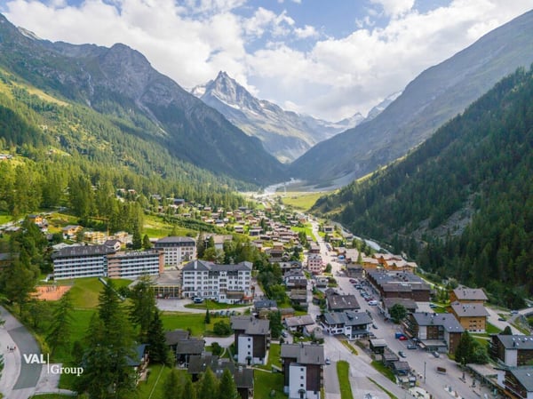 Immeuble de groupe avec un beau potentiel 2