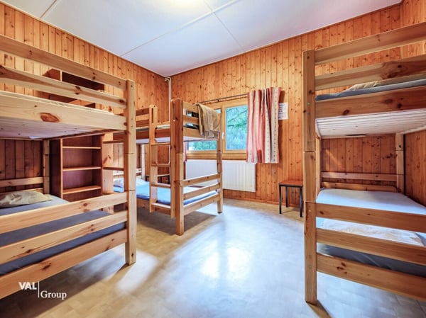 Immeuble de groupe avec un beau potentiel 8