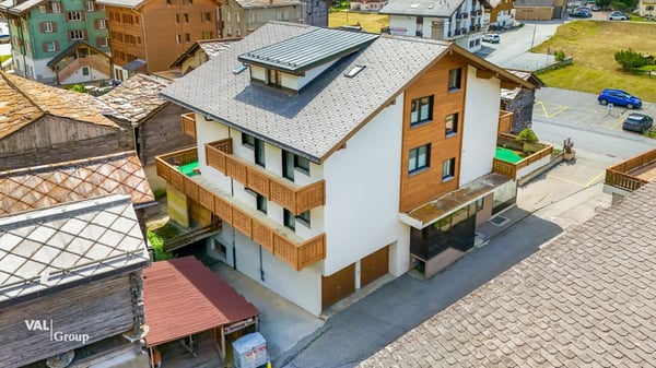 Charmantes Mehrfamilienhaus mit Zweitwohnungsstatus an zentraler Lage 2