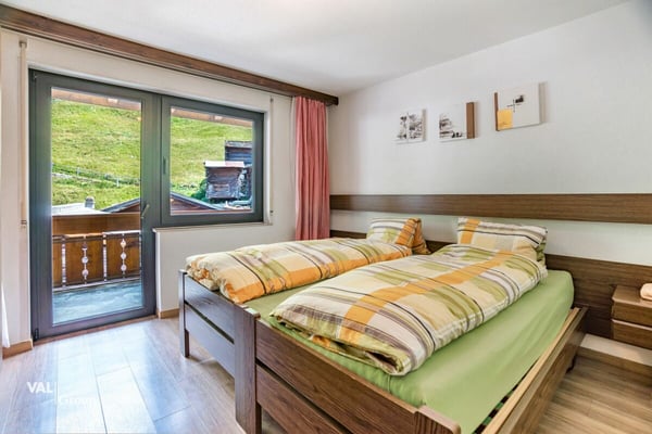 Charmantes Mehrfamilienhaus mit Zweitwohnungsstatus an zentraler Lage 8