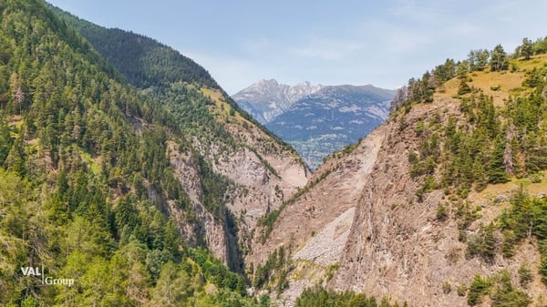 Liebhaberobjekt-Ein Stück Geschichte im Herzen der Walliser Natur 19