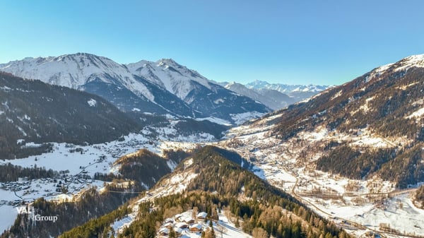 Bauländer in Bellwald - zentrale sonnige Hanglage 11