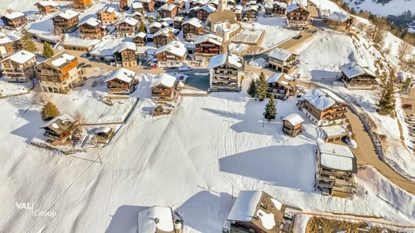 Bauländer in Bellwald - zentrale sonnige Hanglage 9