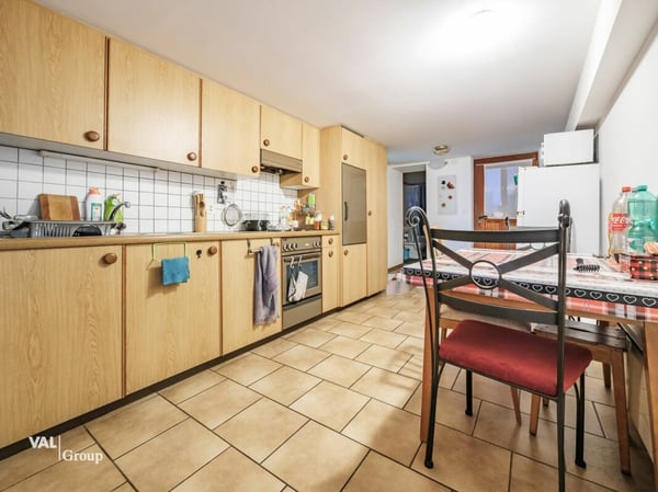 Deux unités d'habitation avec carnotzet au coeur d'un cadre authentique 8