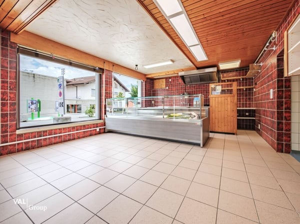 Tradition trifft Zukunft: Wohn- und Geschäftsliegenschaft mit vielseitigem Potential 16