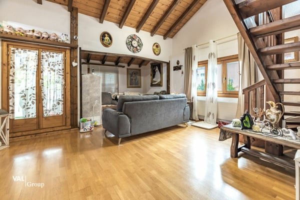 Attraktive Wohn- und Gewerbeliegenschaft mit vielfältigen Nutzungmöglichkeiten 2