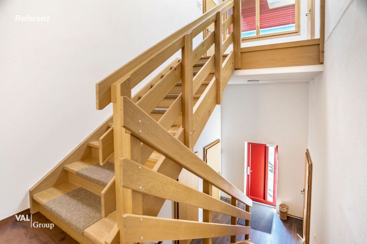 Modern commercial hall for versatile use in prime location for rent