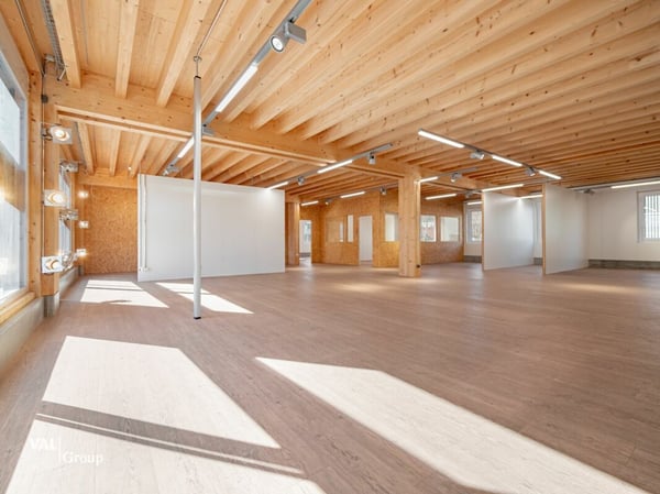 Halle commerciale moderne avec rendement attractif 2