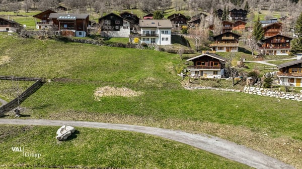 Attraktives Bauland mit viel Potenzial an bevorzugter, familienfreundlicher Lage 1