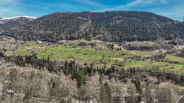 Attraktives Bauland mit viel Potenzial an bevorzugter, familienfreundlicher Lage 5