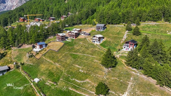 Schöne Bauparzellen mit grandiosem Blick in Saas-Fee 4