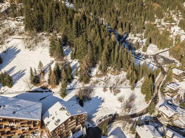 Magnifique terrain à bâtir au coeur de la station 3