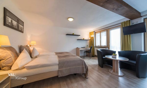 Superior Hotel inkl. Entwicklungsprojekt auf insgesamt 6'000 m2 Grundstück 7