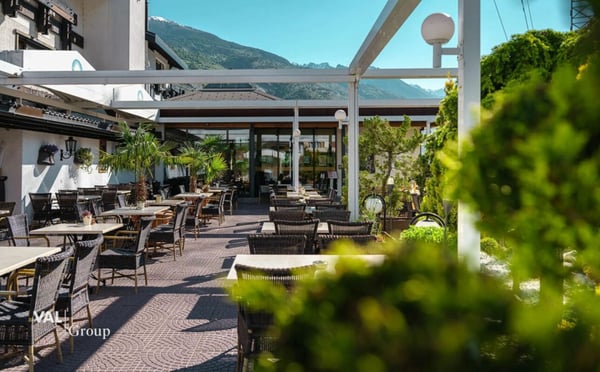 Superior Hotel inkl. Entwicklungsprojekt auf insgesamt 6'000 m2 Grundstück 3