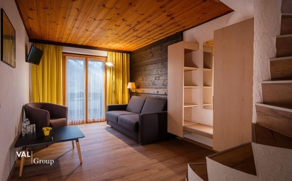 Superior Hotel inkl. Entwicklungsprojekt auf insgesamt 6'000 m2 Grundstück 12