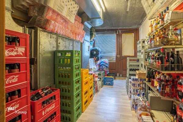 Restaurant an guter Lage zu vermieten 10