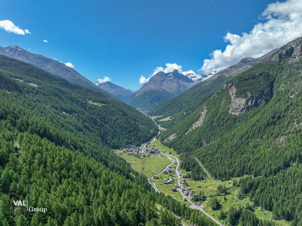 1.5 Zimmer Wohnung in einer heimeligen Alphütte 12