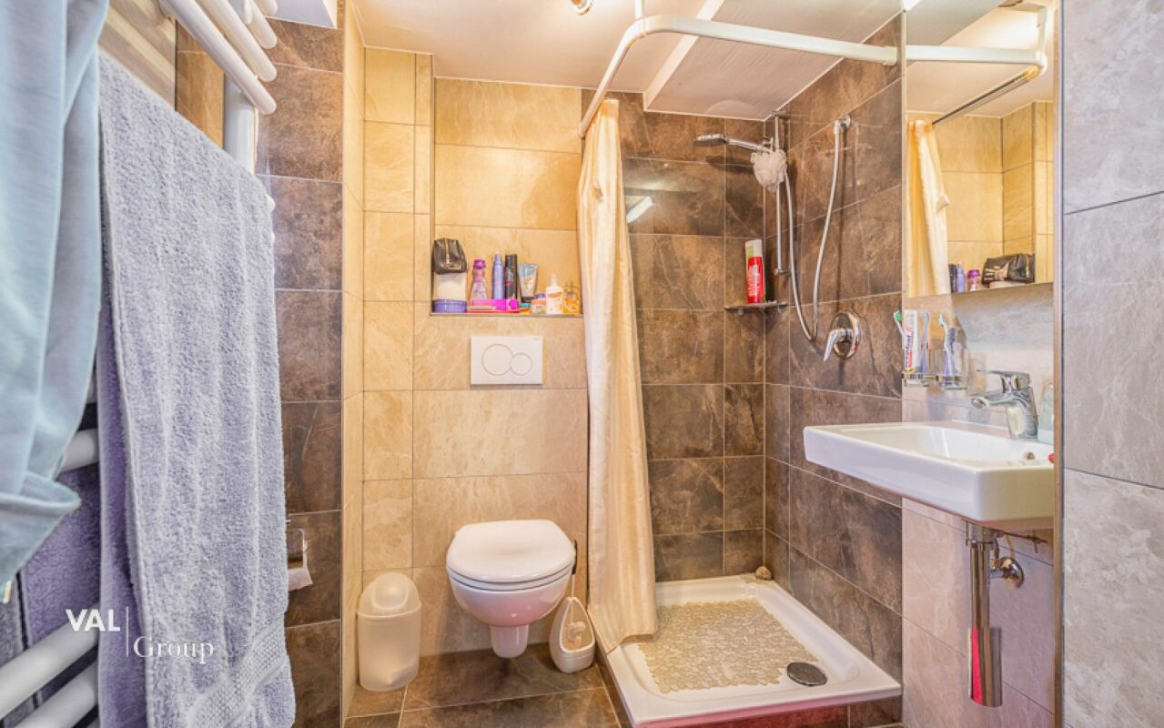 Modernized 3.5-room apartment in the heart of Glis