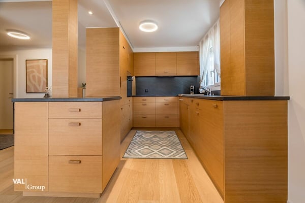 Élégance alpine et confort moderne au coeur de Crans-Montana 4