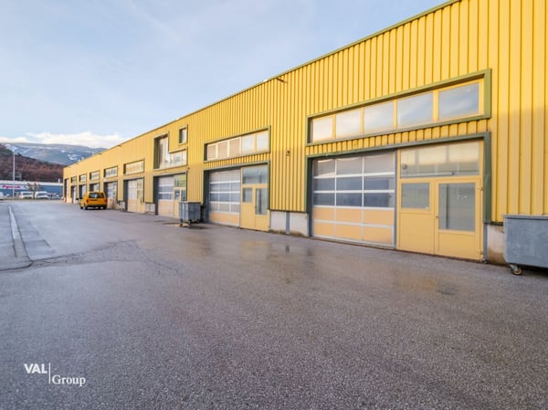 Magnifique surface commerciale de 200m2 3