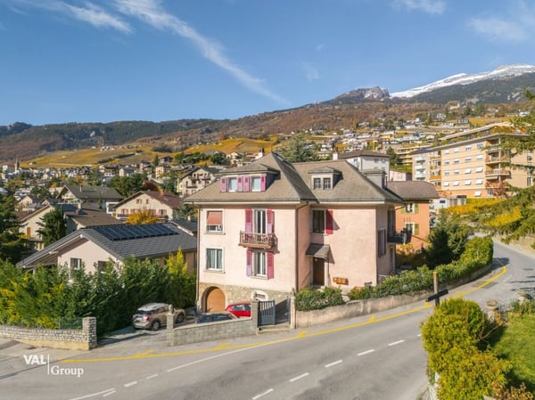 Deux appartements + dépôt, dans maison de 3 unités 13