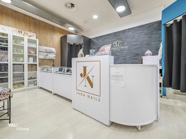 Local commercial en Ville de Sion 2