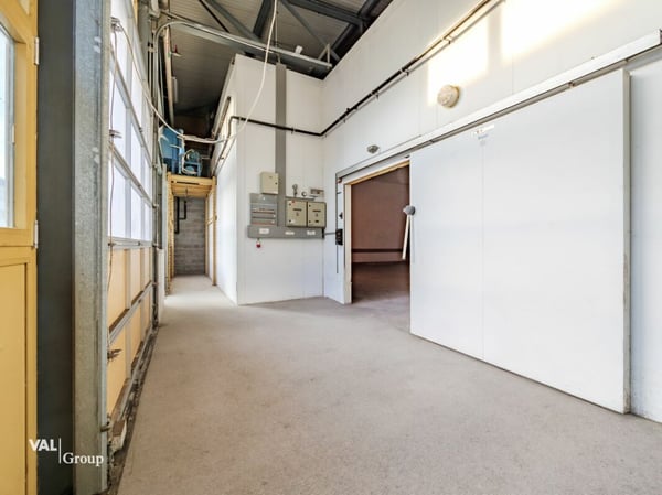 Magnifique surface commerciale de 200m2 5