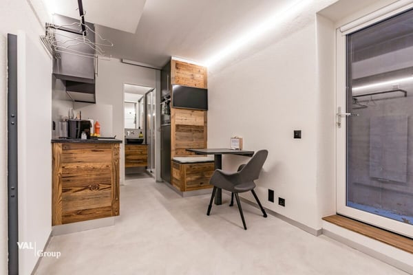 Studio entièrement rénové avec piscine, sauna, tennis 1