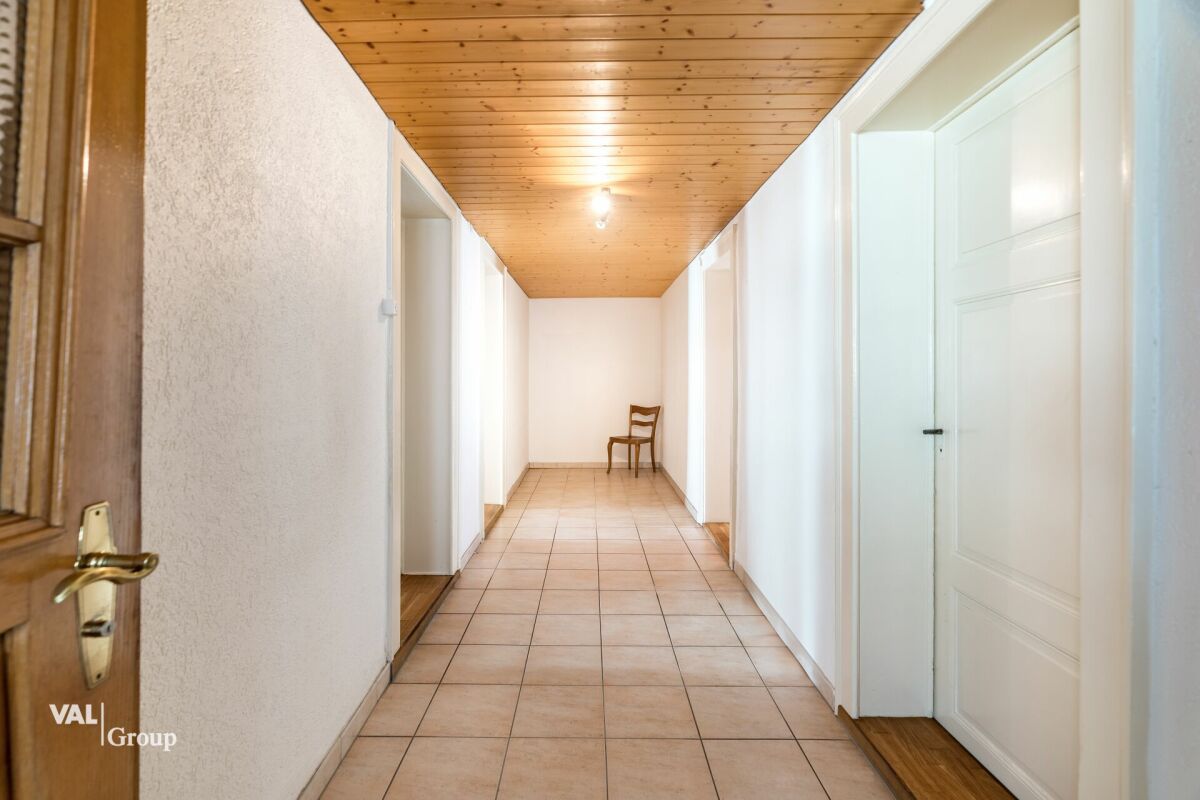 Nostalgie trifft Potenzial: Grosszügige 4.5 Zimmer-Wohnung mit Seele