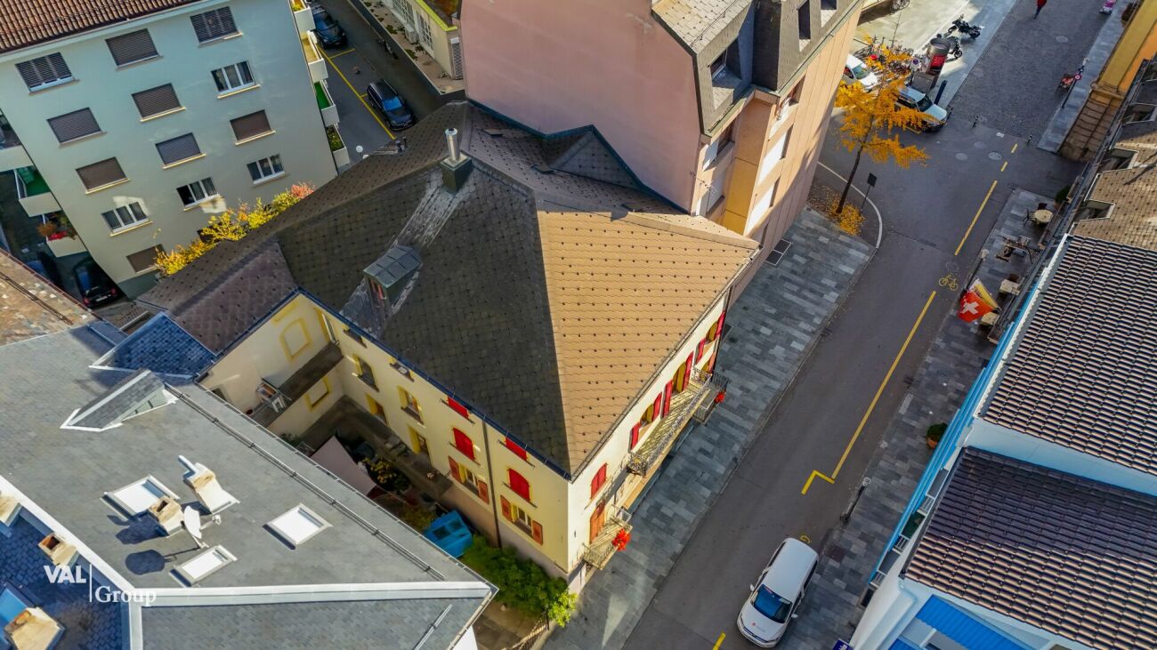 Nostalgie trifft Potenzial: Grosszügige 4.5 Zimmer-Wohnung mit Seele