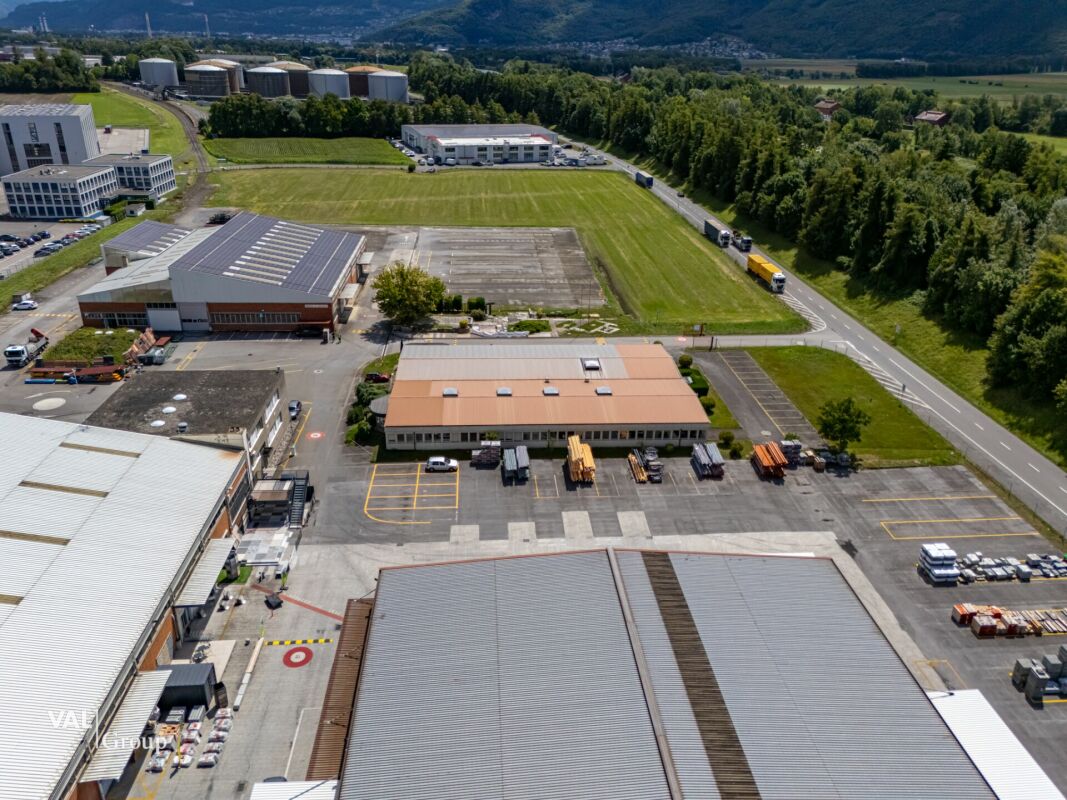 Espace administratif moderne et lumineux