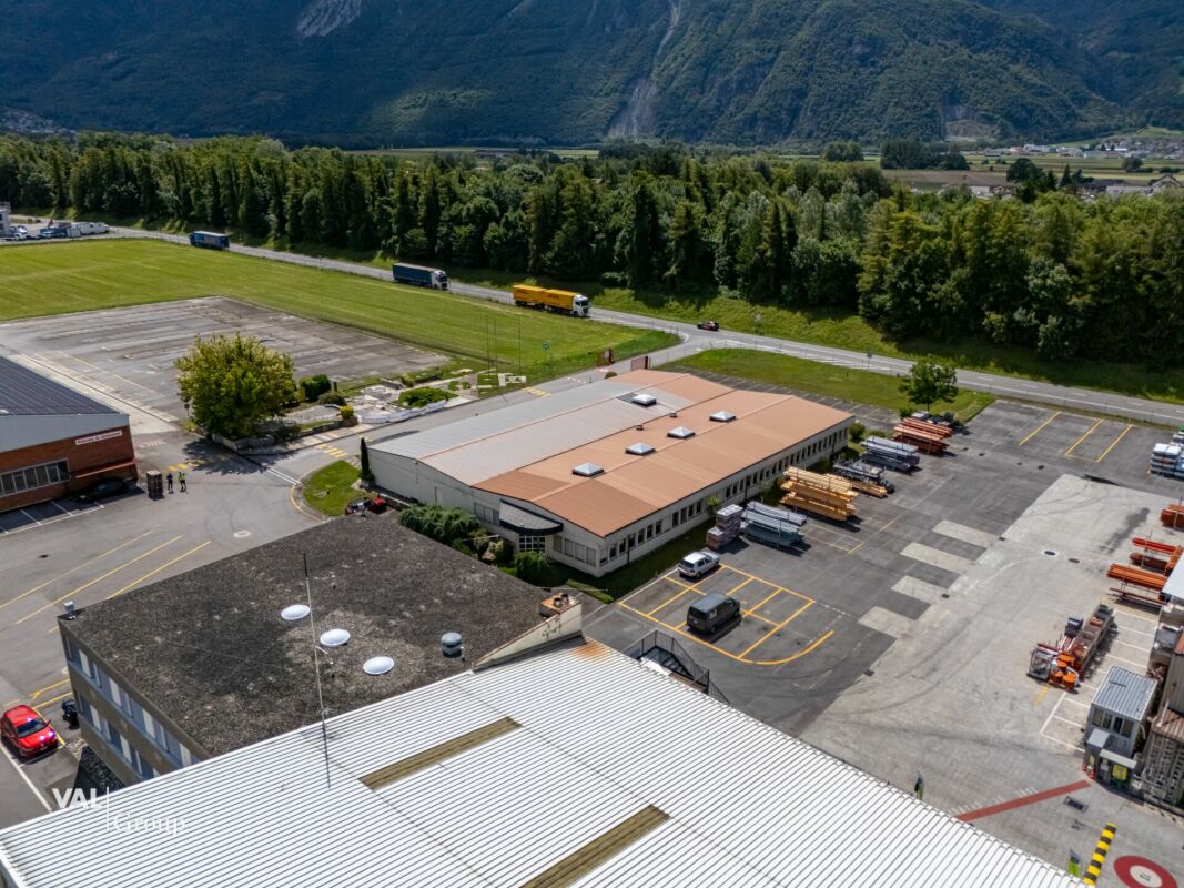 Espace administratif moderne et lumineux