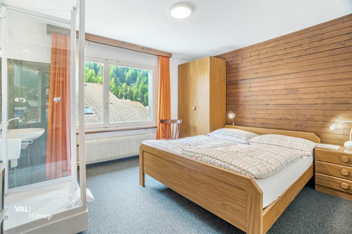 Investitionsmöglichkeit im Herzen des Saastals - Hotel oder bewilligte Zweitwohnungen in Saas-Grund