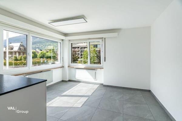 Frisch renovierte, grosszügige 5.5-Zimmer-Wohnung an zentraler Lage in Visp 3