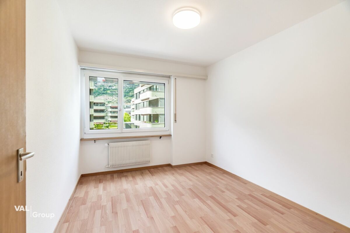 Frisch renovierte, grosszügige 4.5-Zimmer-Wohnung an zentraler Lage in Visp