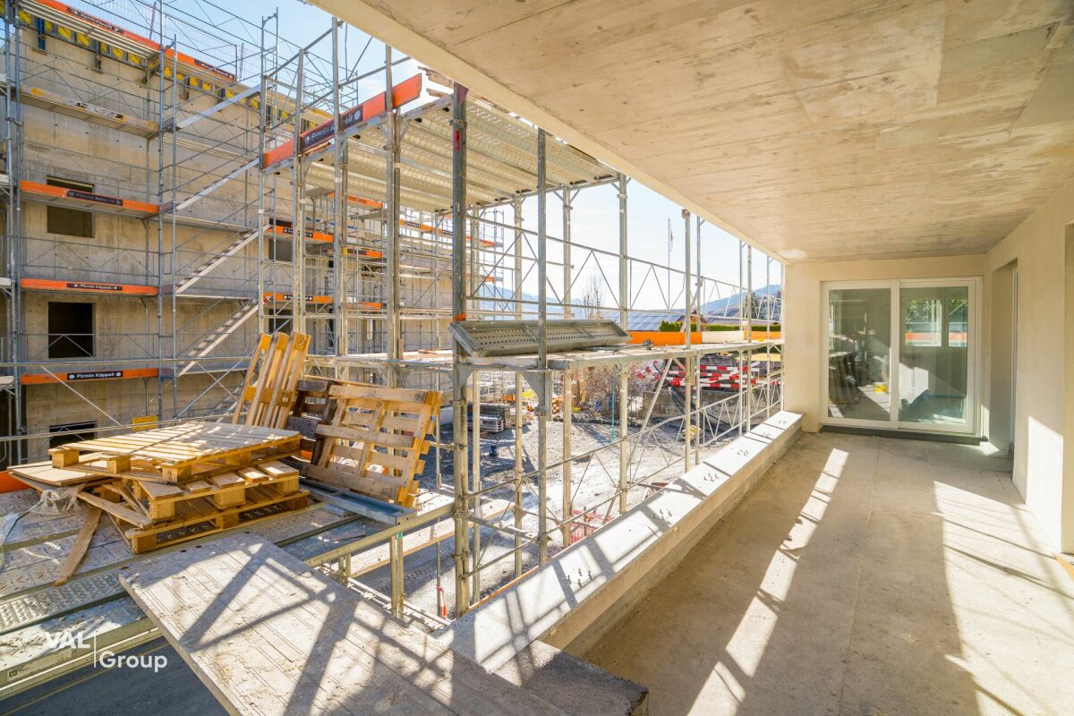 Hochwertige Neubauwohnung: Lichtdurchflutetes Wohnen mit Stil