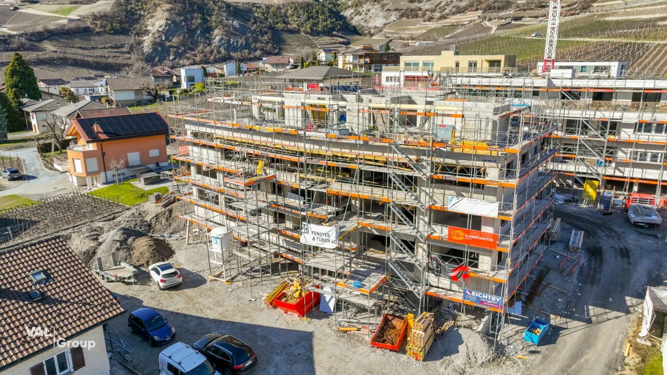 Appartement neuf de haute qualité : vie éclairée avec style