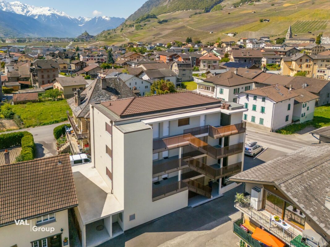 Immeuble de 9 appartements - 4.4 % de rendement brut immédiat, au coeur du village