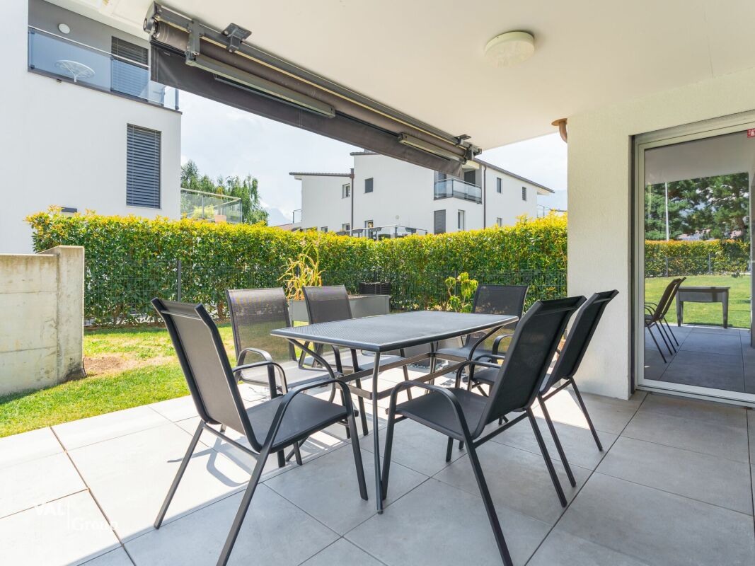 Magnifique duplex 4.5 pièces avec jardin, terrasses et place de parc souterraine incluse